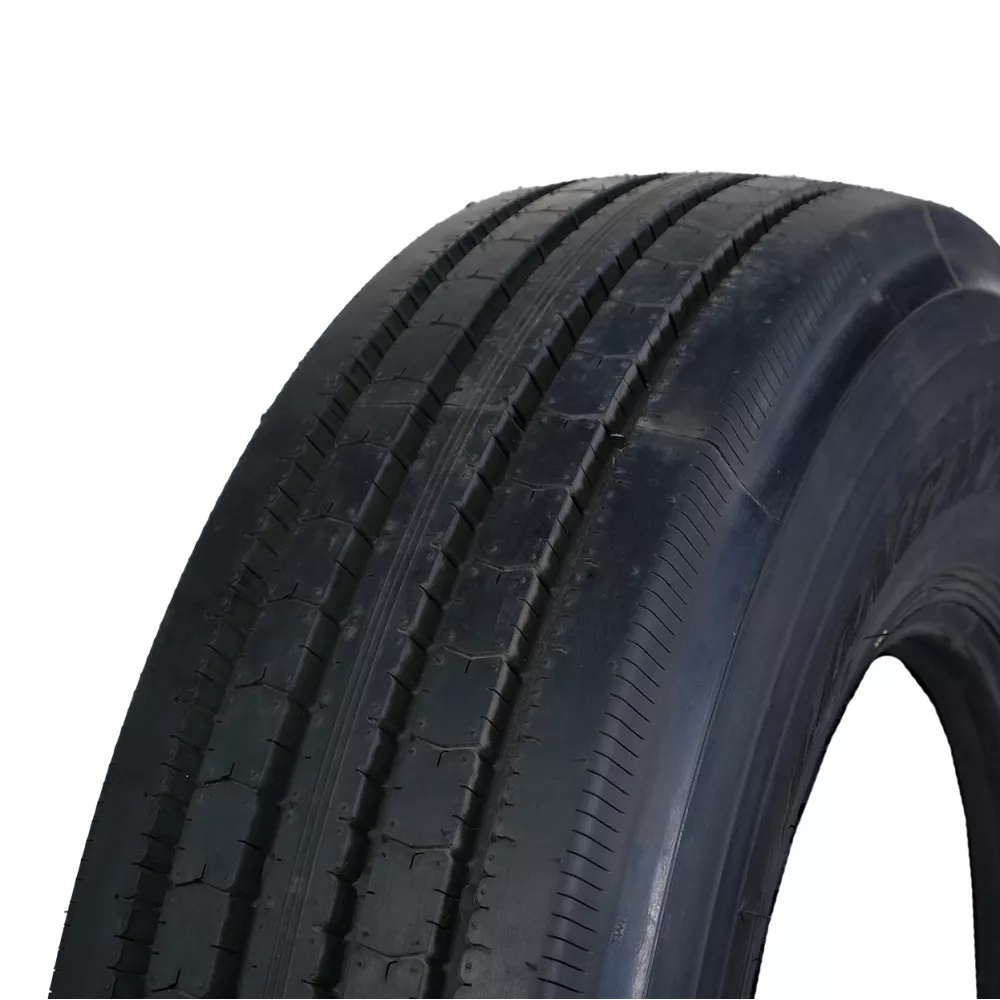 Грузовая шина 295/80 R22,5 Long March LM-216 18PR в Сатке