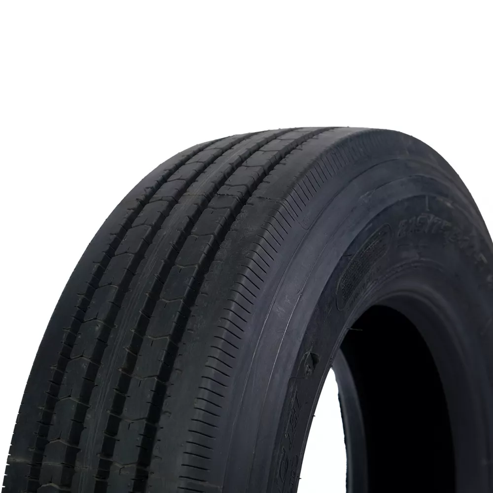 Грузовая шина 215/75 R17,5 Long March LM-216 16PR в Сатке