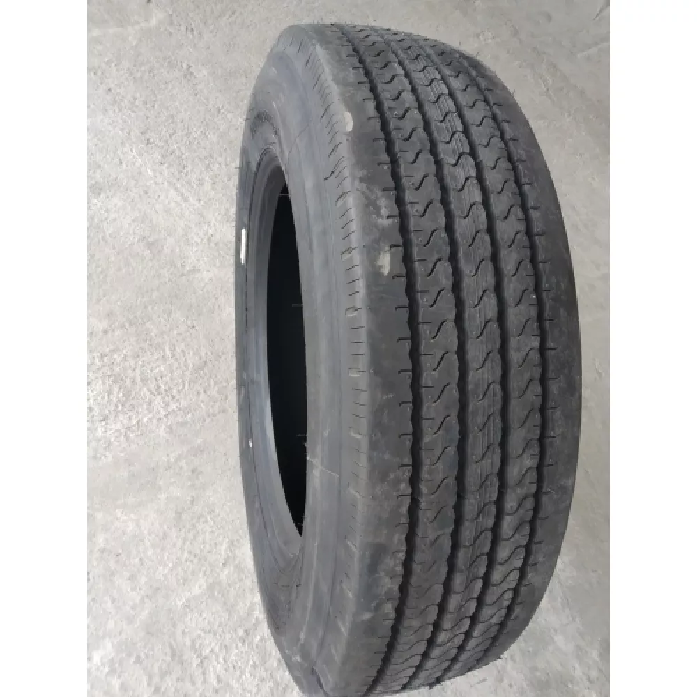 Грузовая шина 255/70 R22,5 Long March LM-120 16PR в Сатке